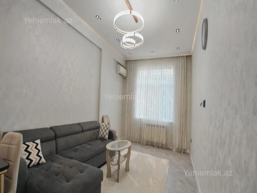 Satılır 3 otaqlı yeni tikili 110 m²