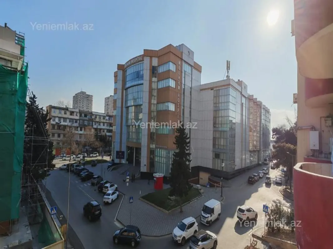 Satılır 3 otaqlı yeni tikili 110 m²