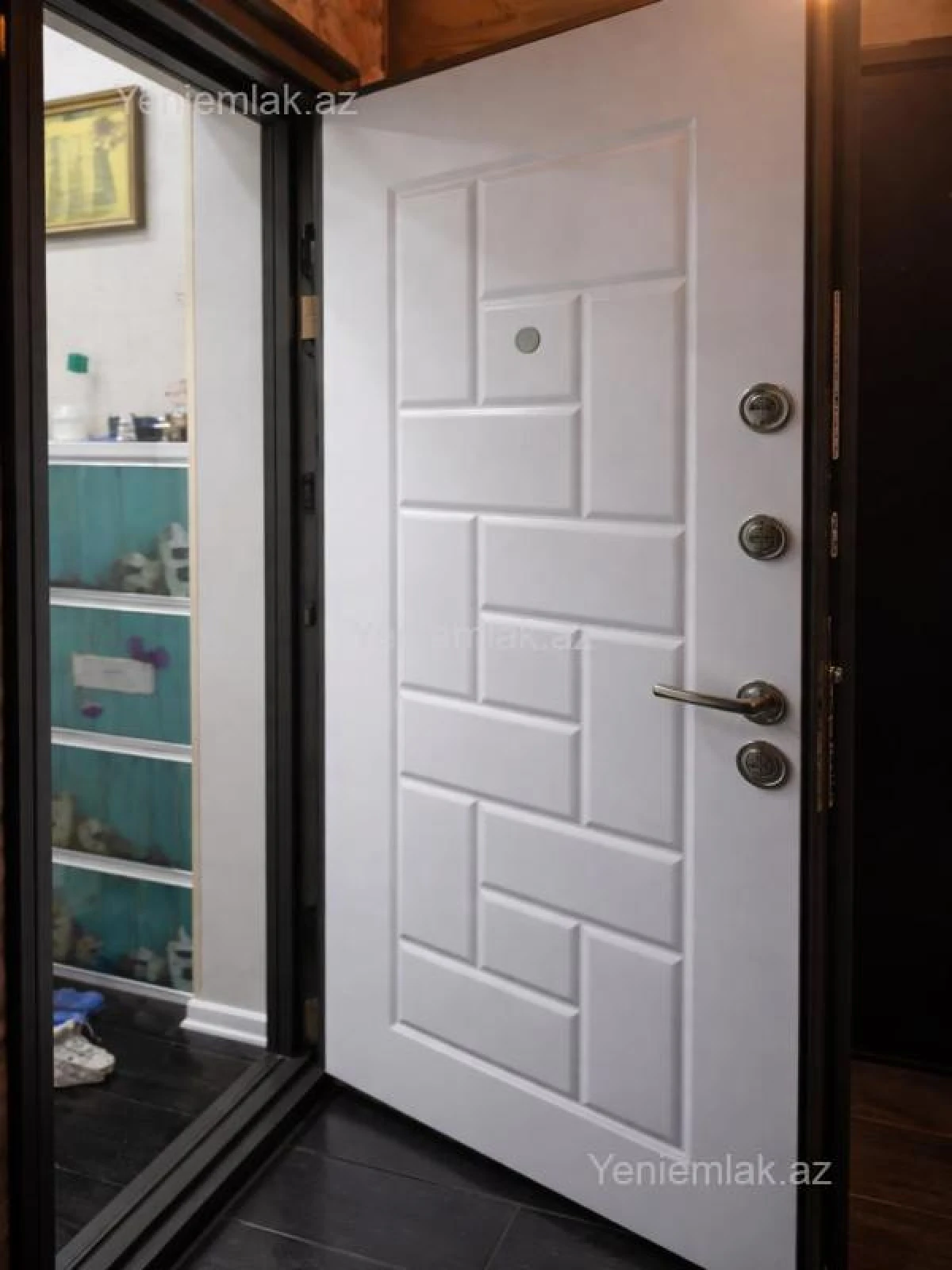 Satılır 3 otaqlı yeni tikili 83 m²