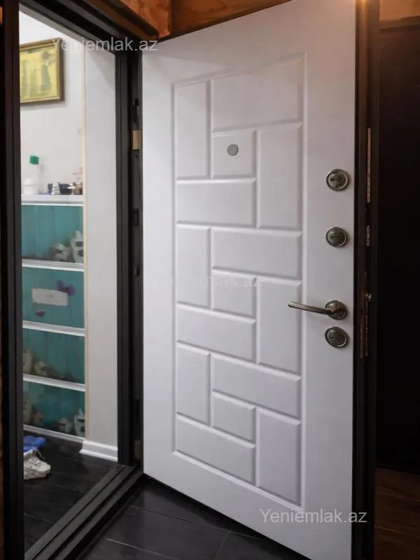 Satılır 3 otaqlı yeni tikili 83 m²