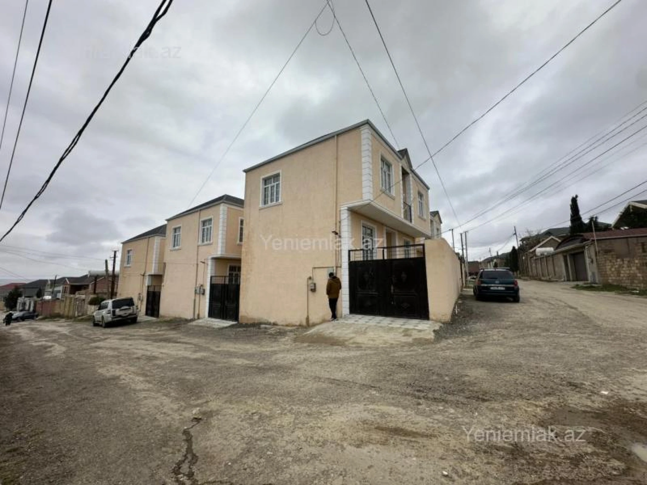 Satılır 5 otaqlı həyət evi 90 m²