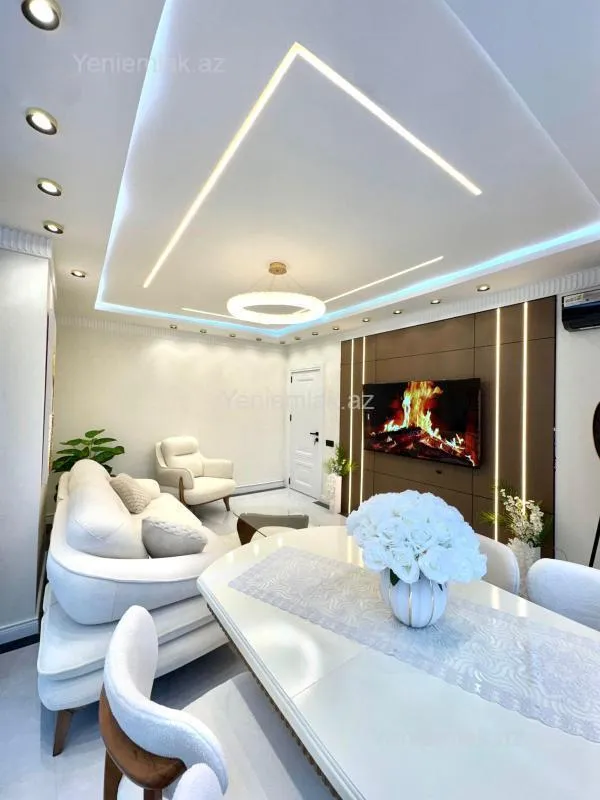 Satılır 3 otaqlı yeni tikili 100 m²