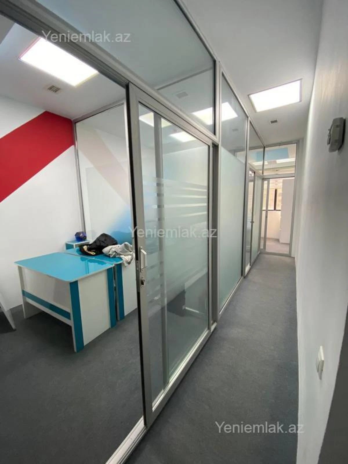 Satılır 8 otaqlı ofis 249 m²