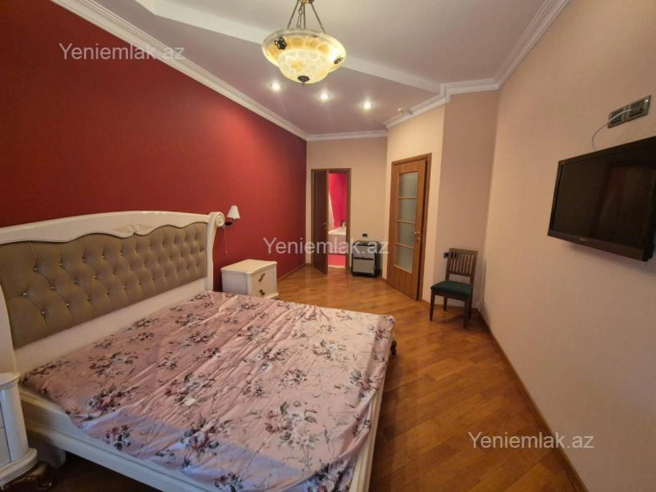 Satılır 3 otaqlı yeni tikili 181 m²