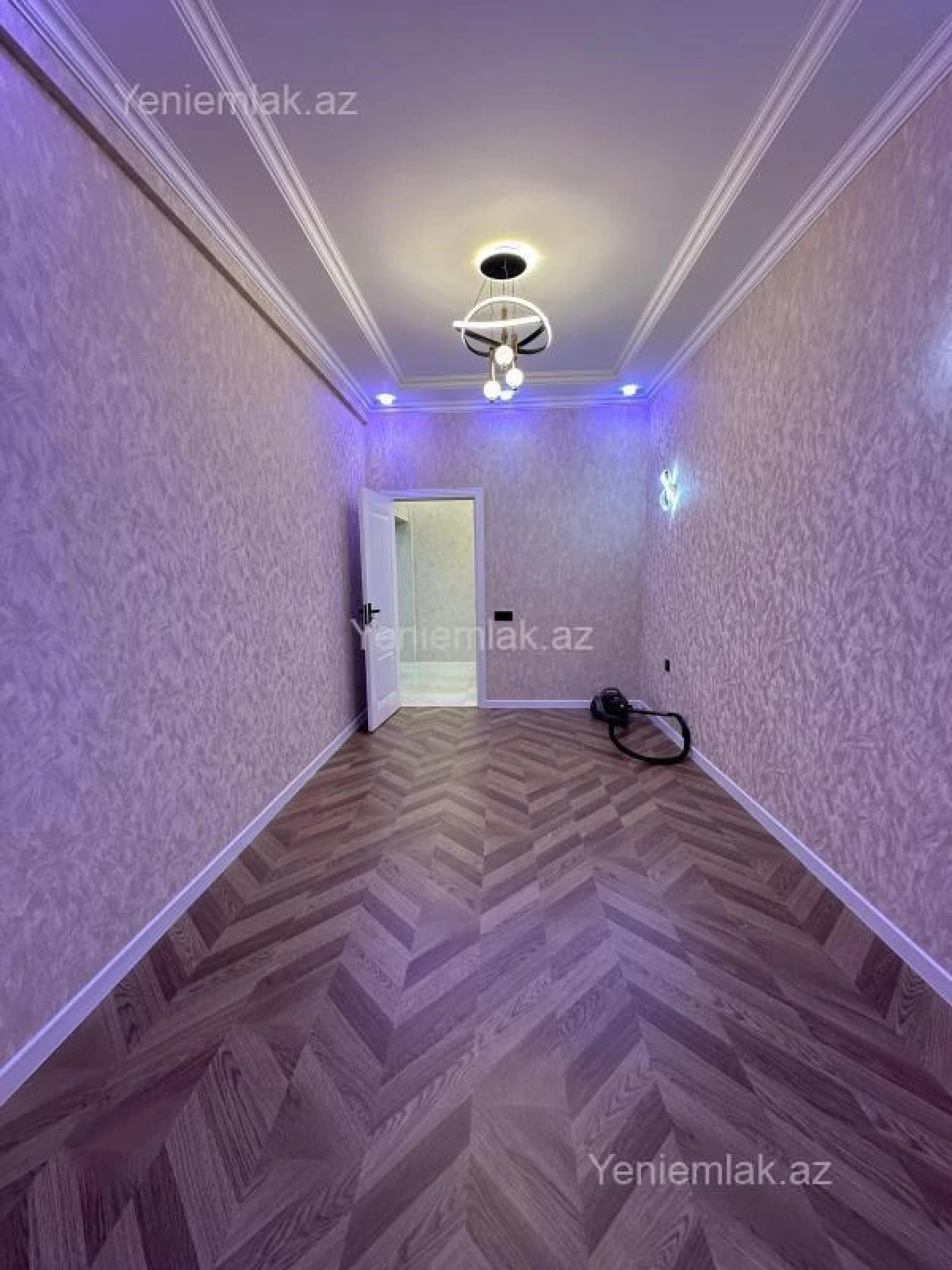 Satılır 2 otaqlı yeni tikili 65 m²