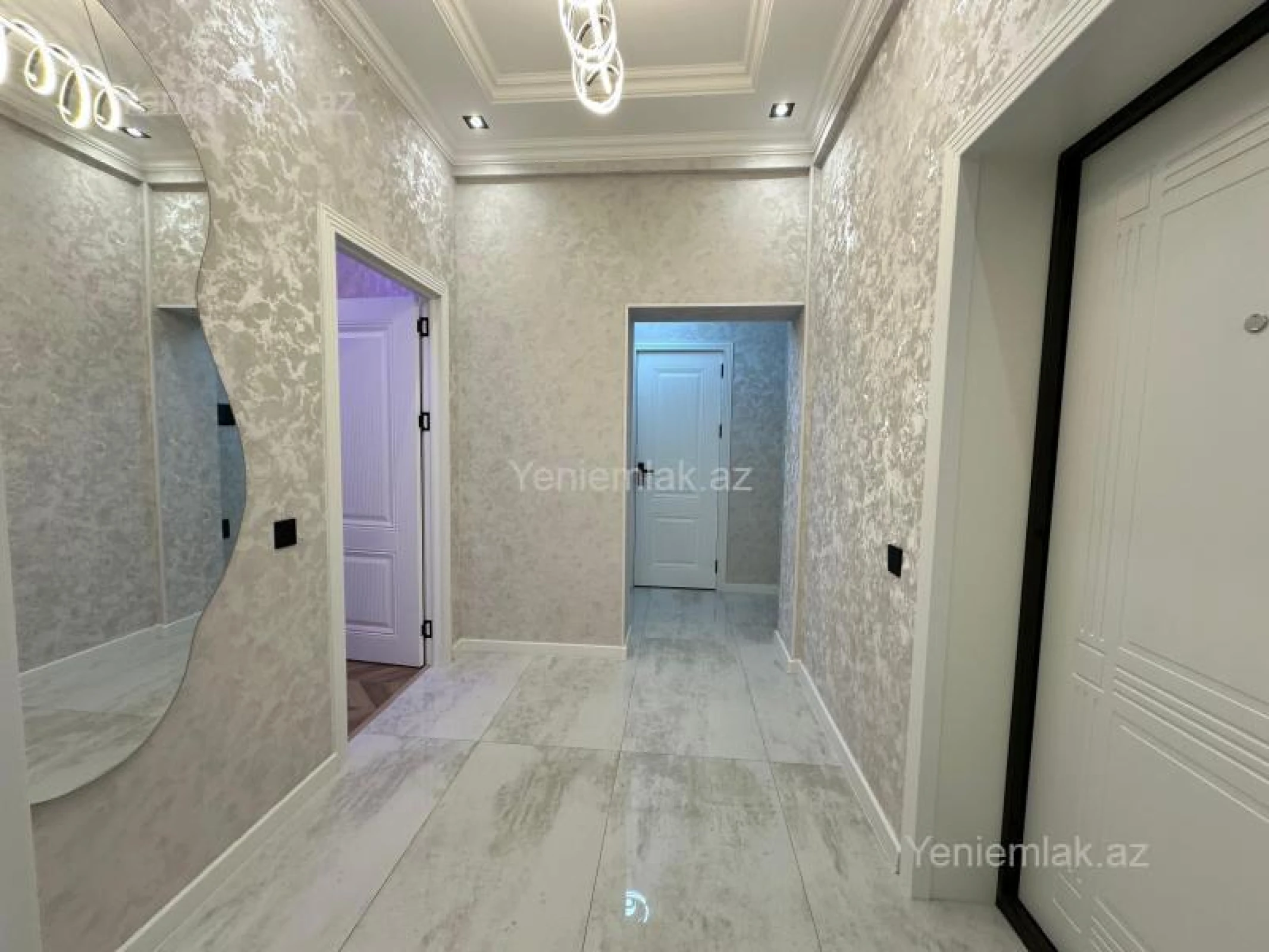 Satılır 2 otaqlı yeni tikili 65 m²