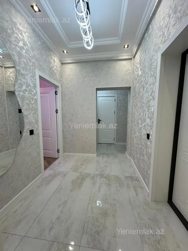 Satılır 2 otaqlı yeni tikili 65 m²