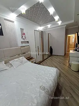 Satılır 3 otaqlı yeni tikili 81 m²