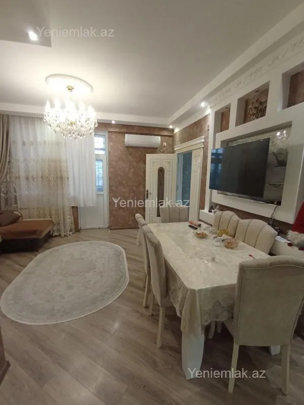 Satılır 3 otaqlı yeni tikili 81 m²