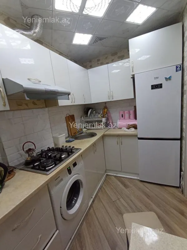 Satılır 3 otaqlı yeni tikili 81 m²