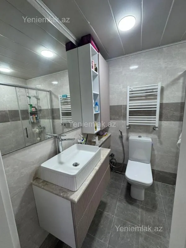 Satılır 1 otaqlı yeni tikili 42 m²