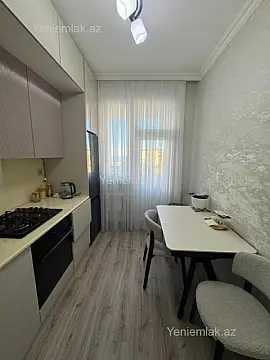 Satılır 1 otaqlı yeni tikili 42 m²