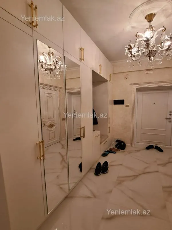 Satılır 4 otaqlı yeni tikili 124 m²