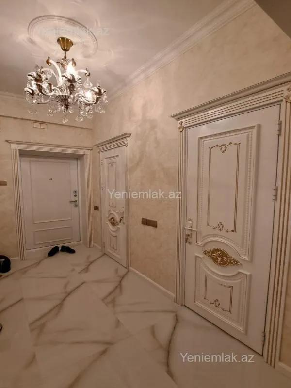 Satılır 4 otaqlı yeni tikili 124 m²