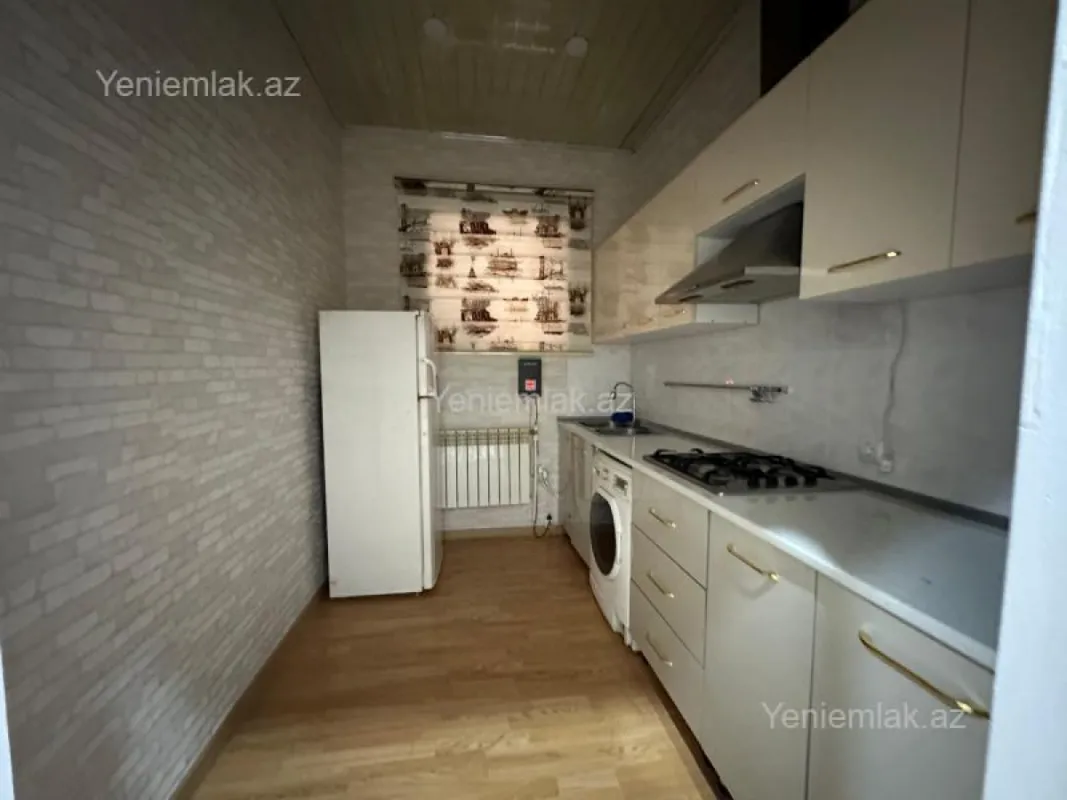 Satılır 2 otaqlı həyət evi 70 m²