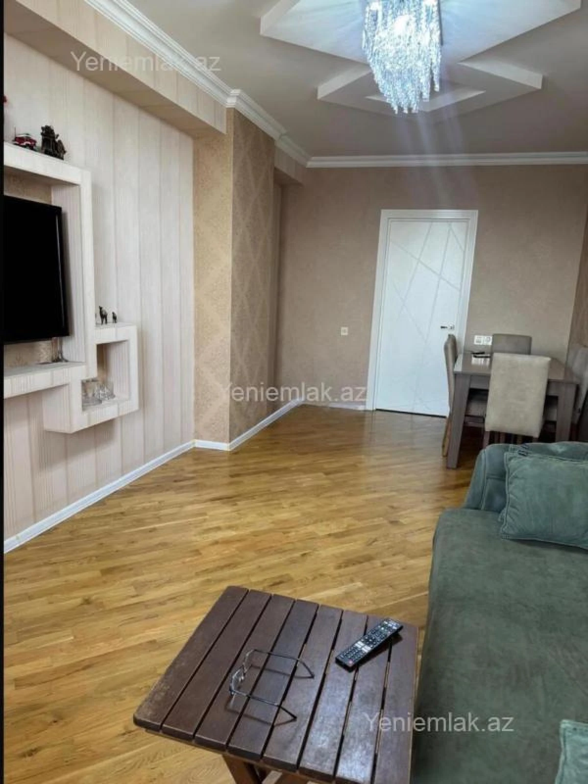 Satılır 3 otaqlı yeni tikili 130 m²