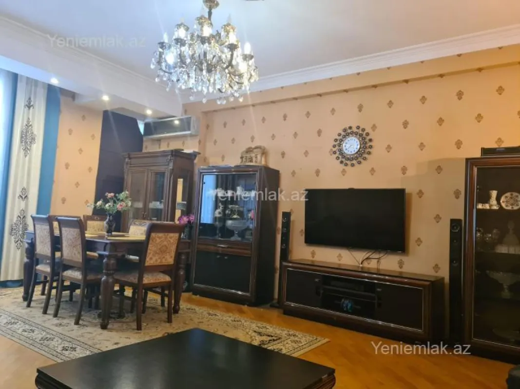 Satılır 4 otaqlı yeni tikili 170 m²