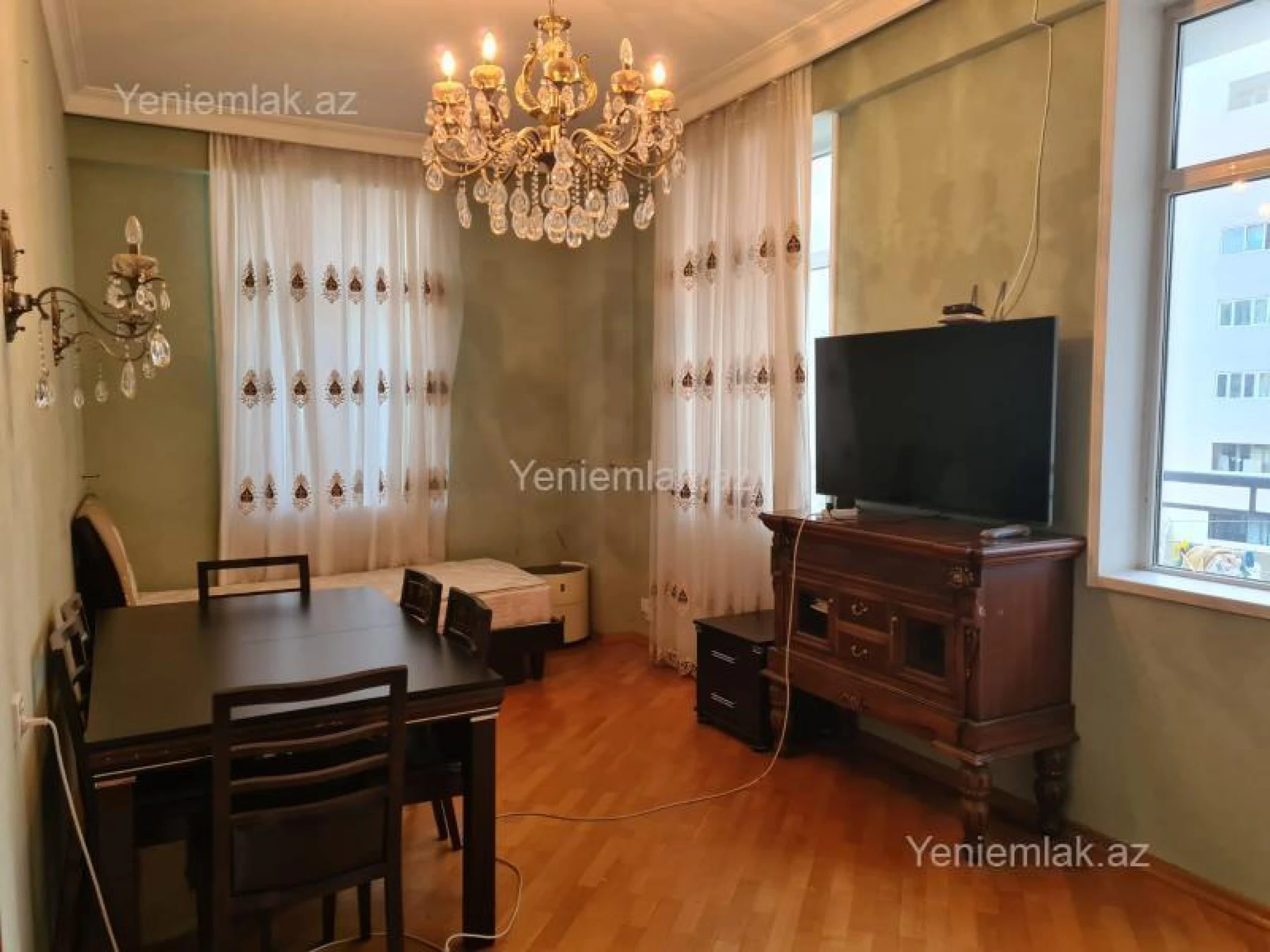 Satılır 4 otaqlı yeni tikili 170 m²