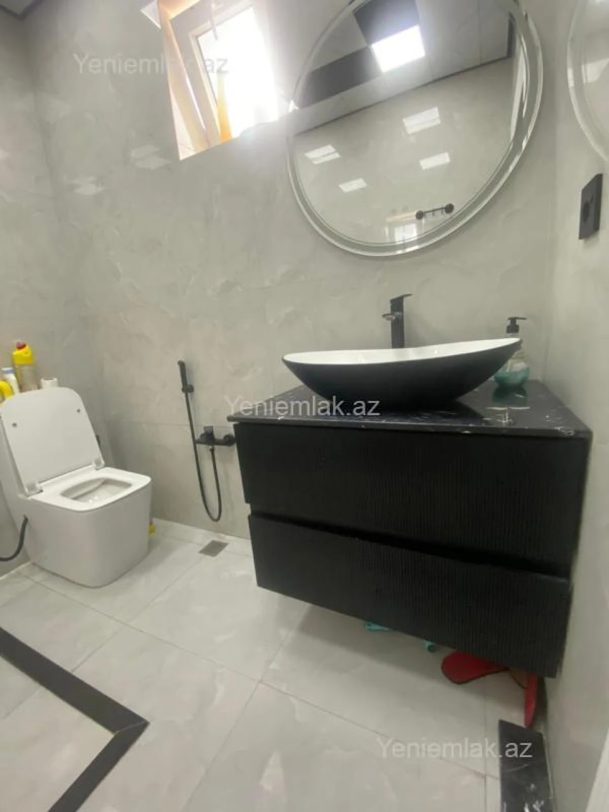 Satılır 4 otaqlı həyət evi 175 m²