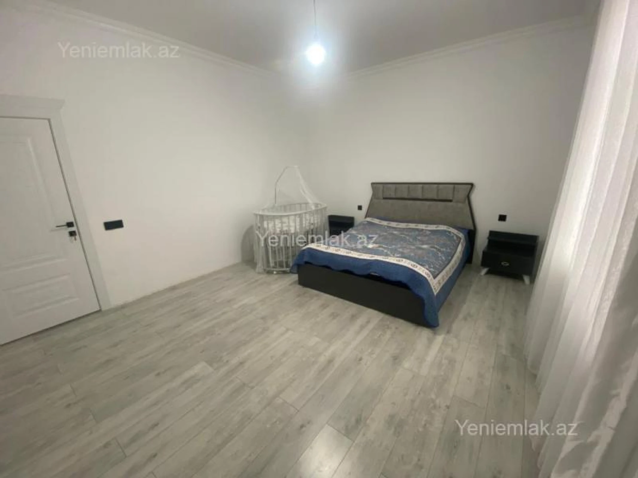 Satılır 4 otaqlı həyət evi 175 m²