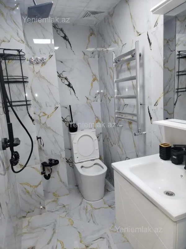 Satılır 2 otaqlı köhnə tikili 40 m²