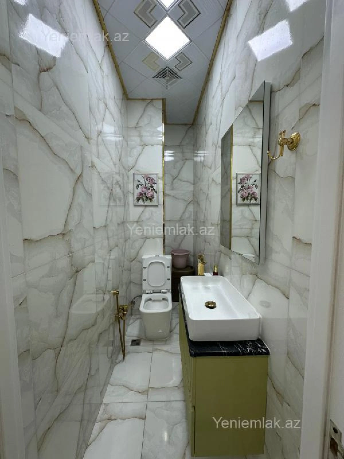 Satılır 4 otaqlı yeni tikili 130 m²