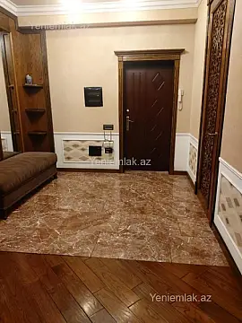 Satılır 3 otaqlı yeni tikili 160 m²