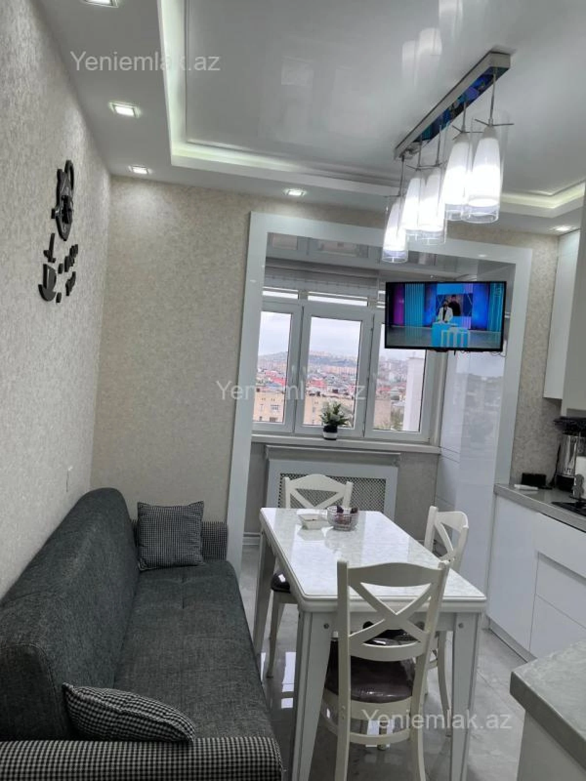 Satılır 3 otaqlı köhnə tikili 80 m²