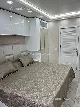 Satılır 3 otaqlı köhnə tikili 80 m²