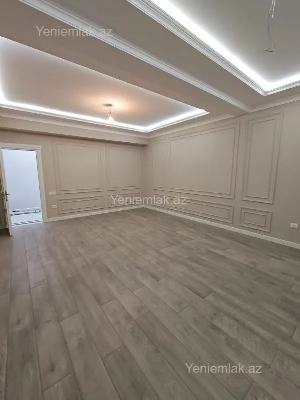 Satılır 3 otaqlı yeni tikili 112 m²
