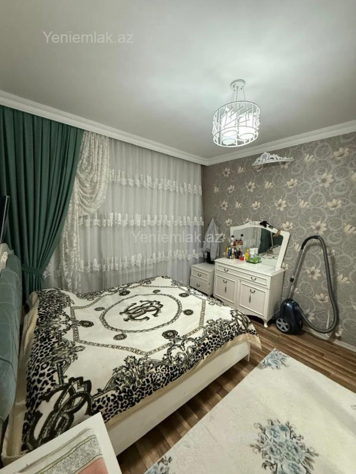 Satılır 6 otaqlı həyət evi 190 m²
