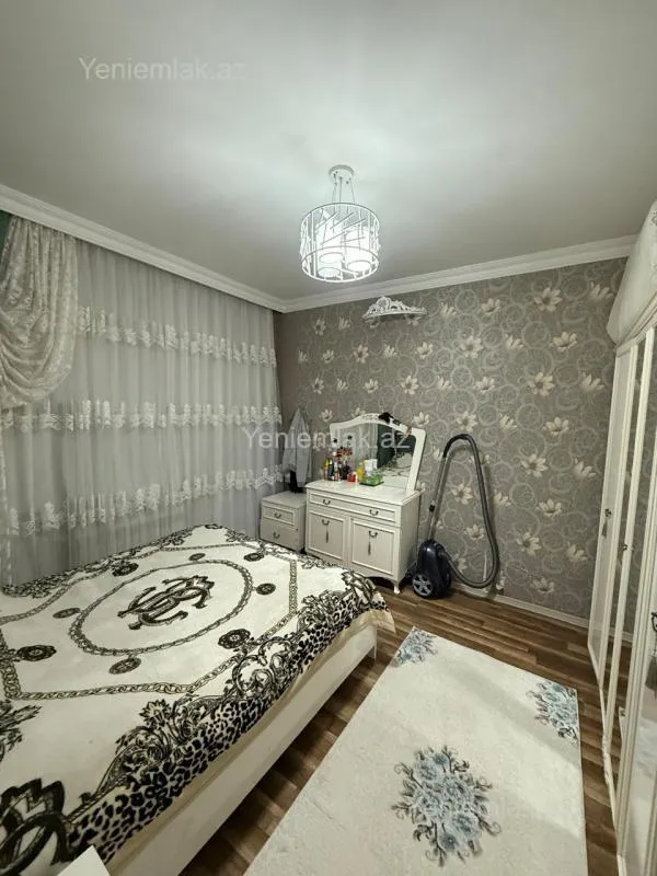 Satılır 6 otaqlı həyət evi 190 m²