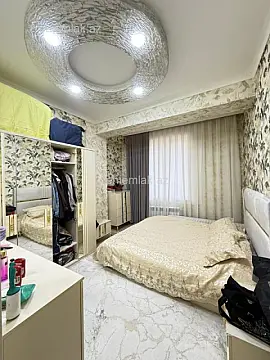 Satılır 3 otaqlı yeni tikili 65 m²