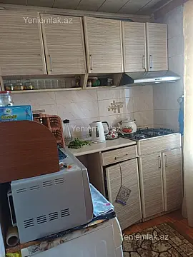Satılır 3 otaqlı köhnə tikili 68 m²