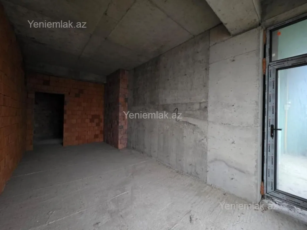 Satılır 4 otaqlı yeni tikili 220 m²