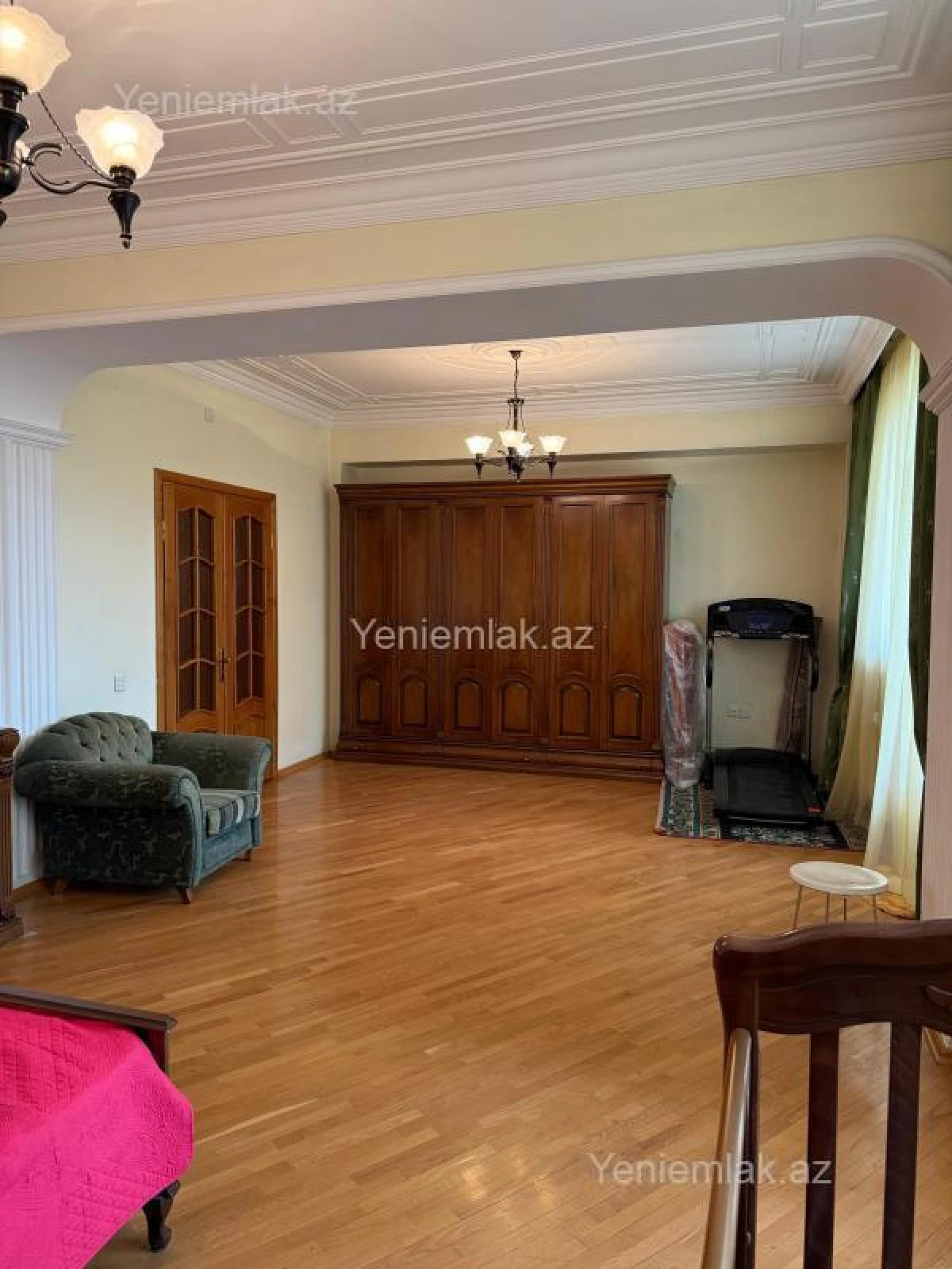 Satılır 7 otaqlı yeni tikili 300 m²