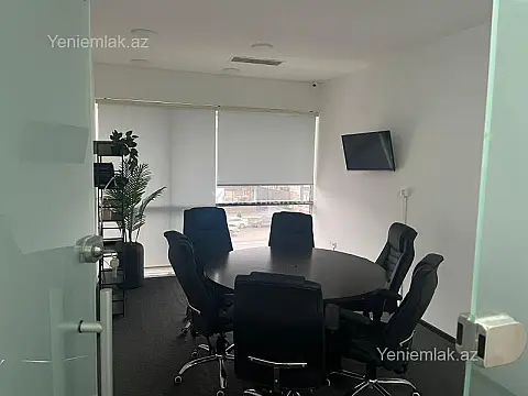 Satılır 10 otaqlı ofis 440 m²