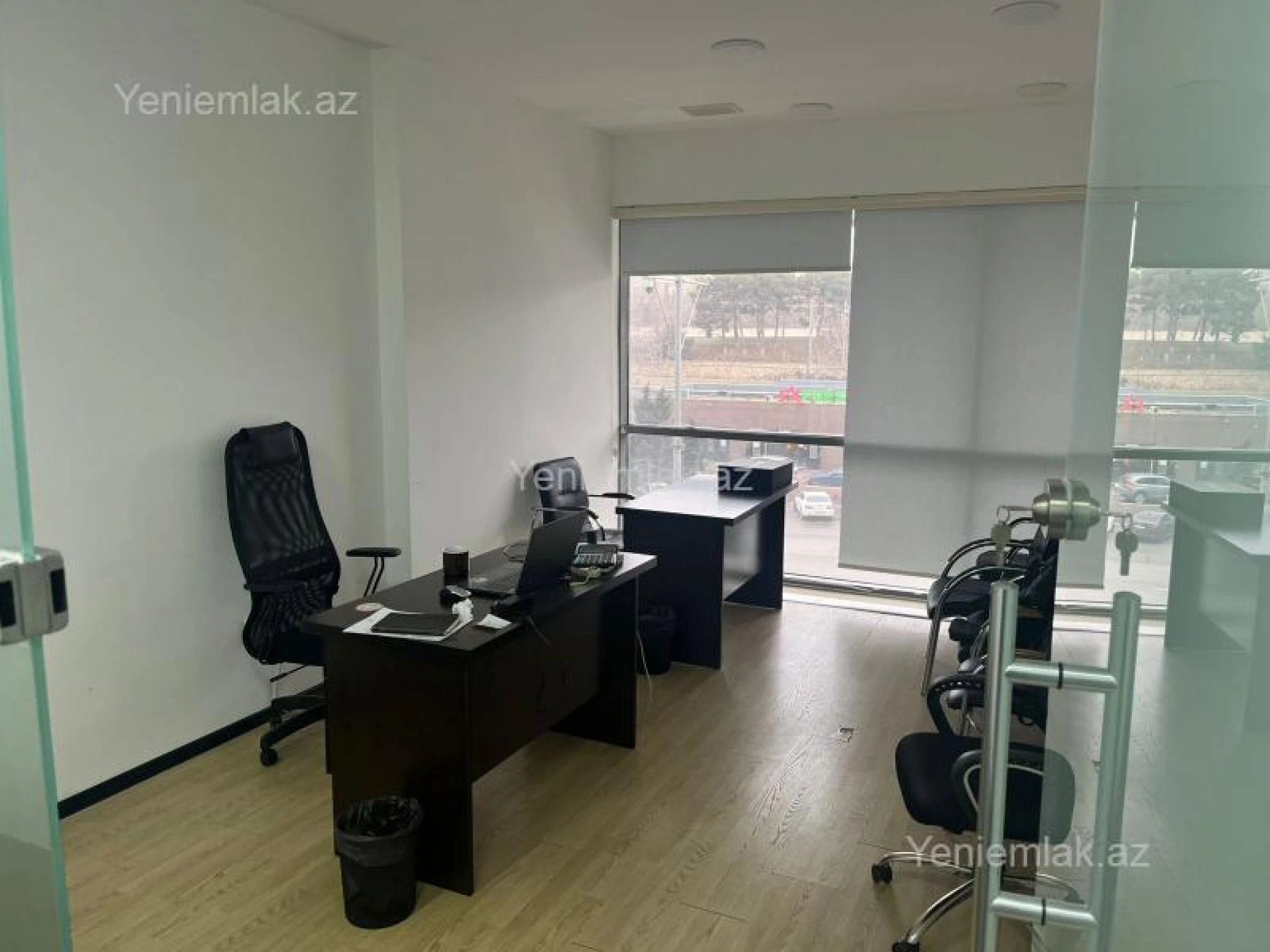 Satılır 10 otaqlı ofis 440 m²