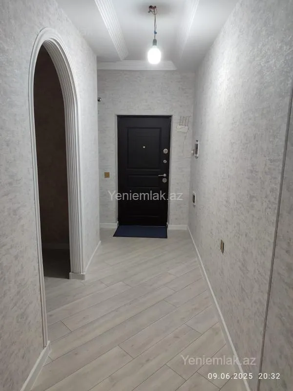 Satılır 3 otaqlı yeni tikili 85 m²