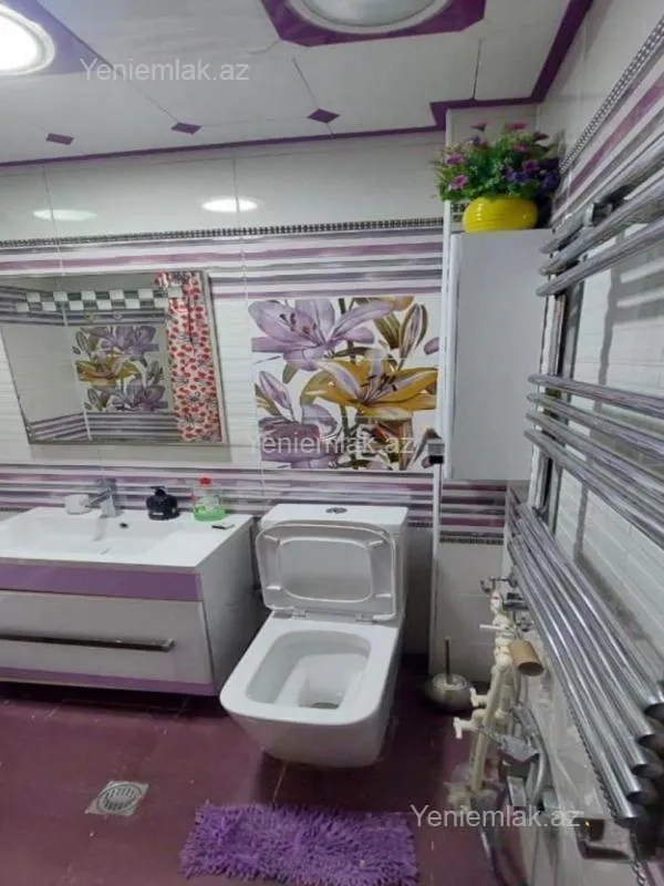 Satılır 3 otaqlı köhnə tikili 80 m²