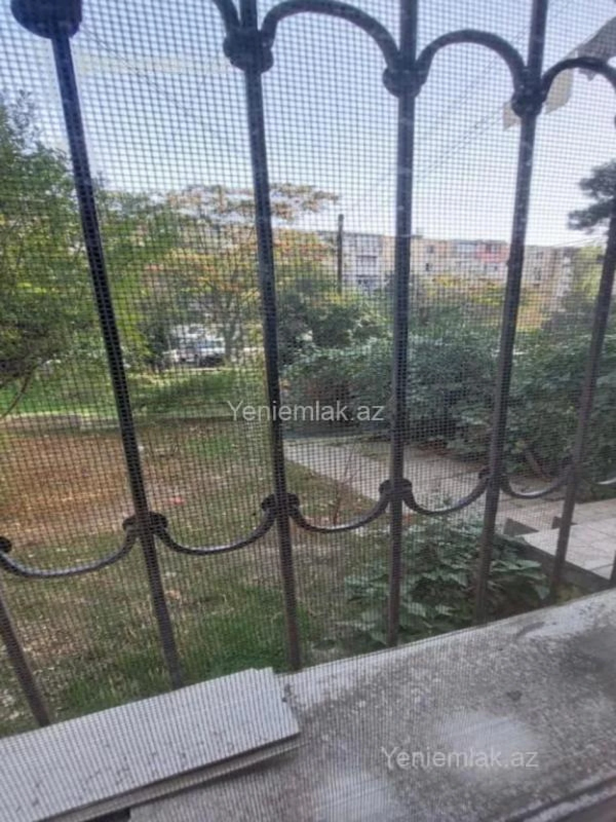 Satılır 3 otaqlı köhnə tikili 80 m²