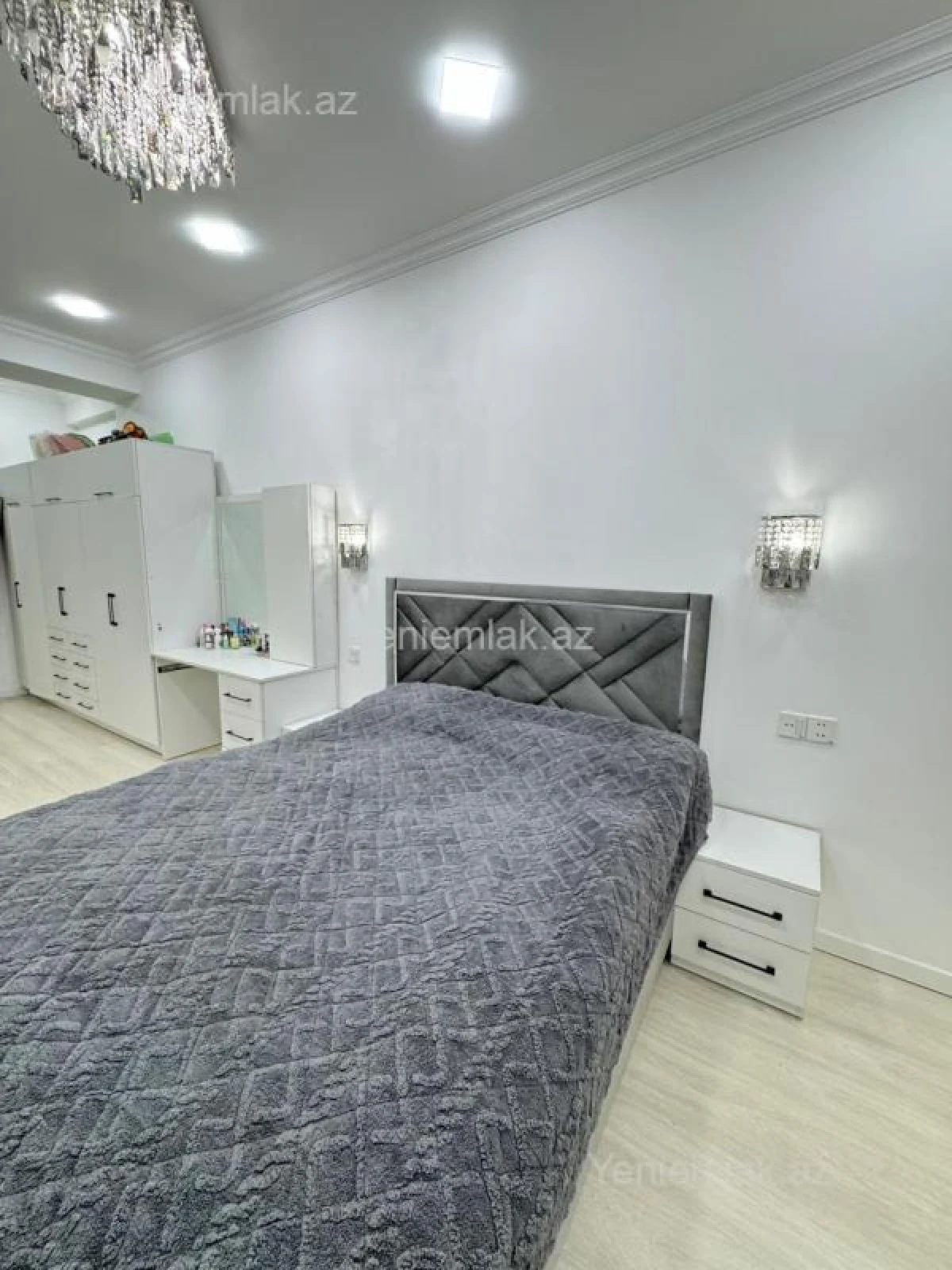 Satılır 3 otaqlı yeni tikili 126 m²