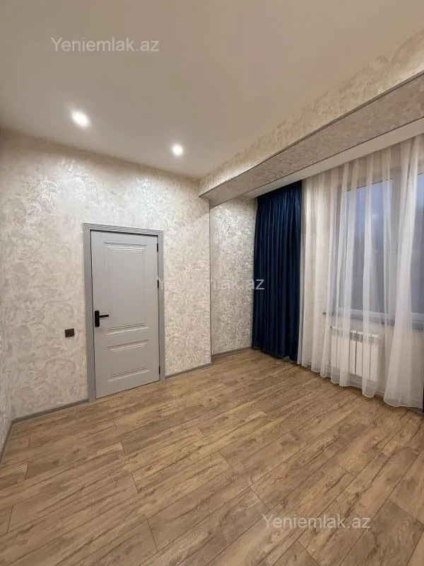 Satılır 3 otaqlı yeni tikili 70 m²