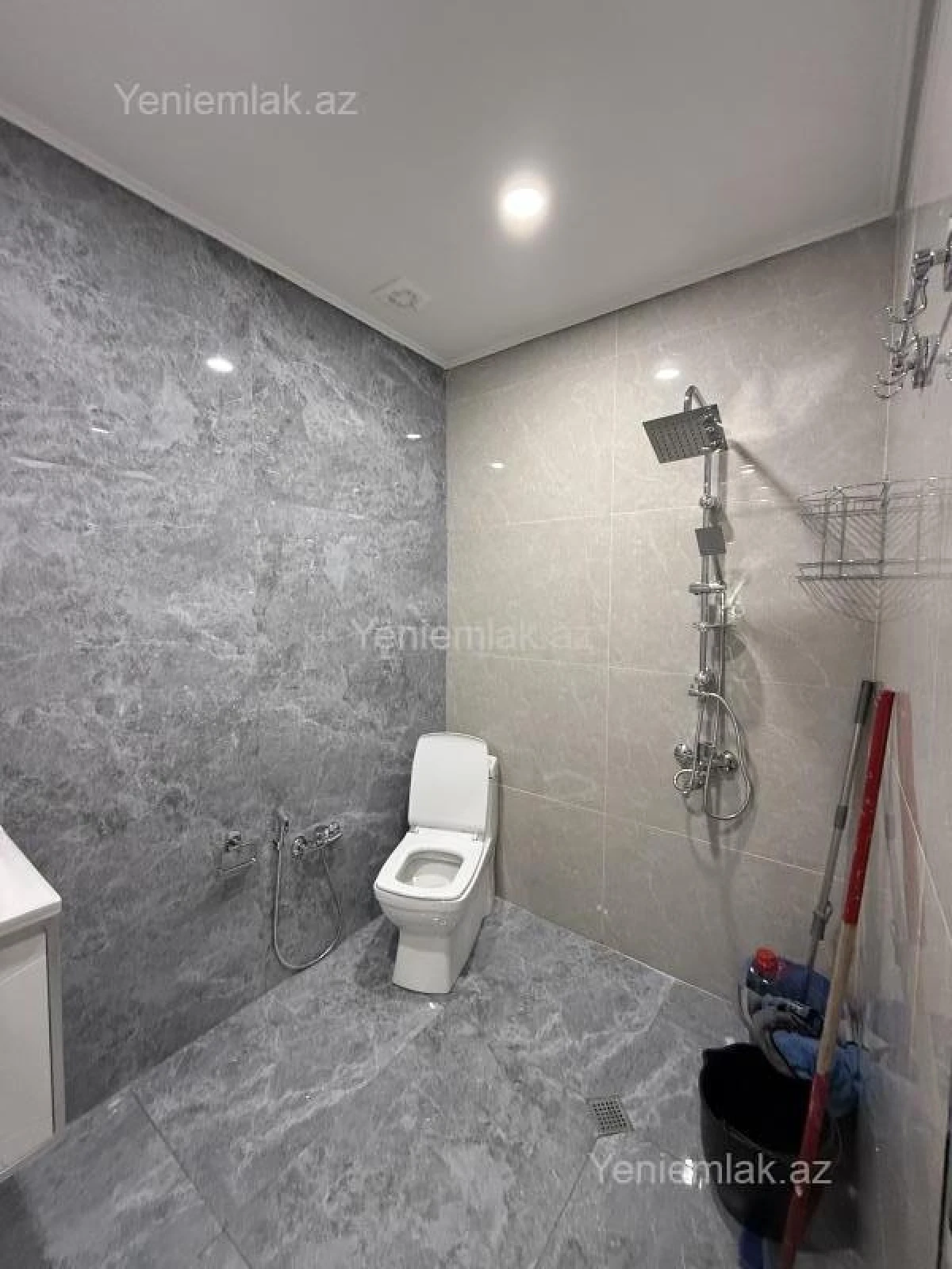 Satılır 3 otaqlı yeni tikili 70 m²