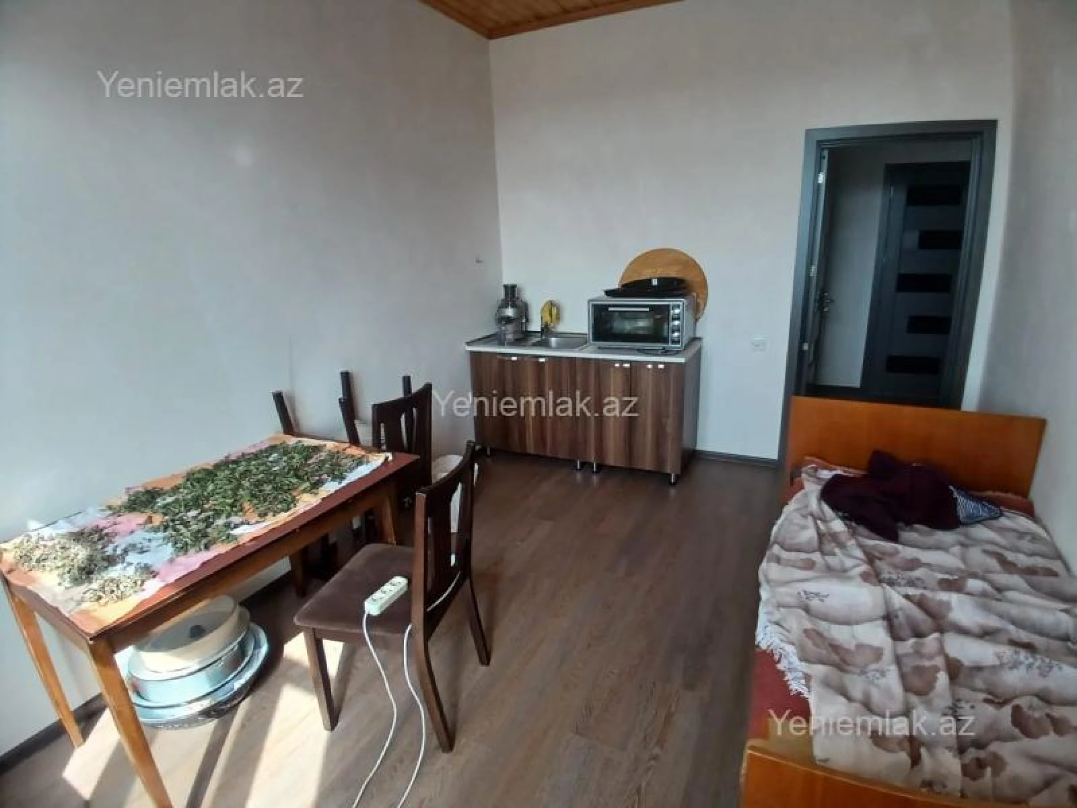 Satılır 7 otaqlı həyət evi 220 m²