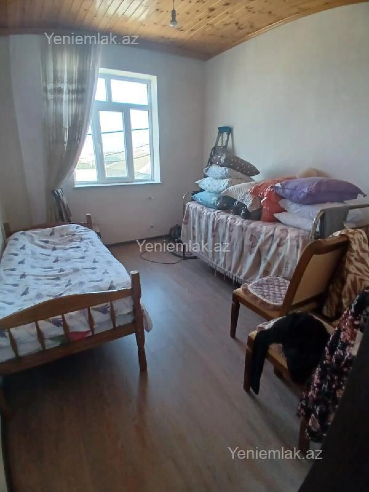 Satılır 7 otaqlı həyət evi 220 m²
