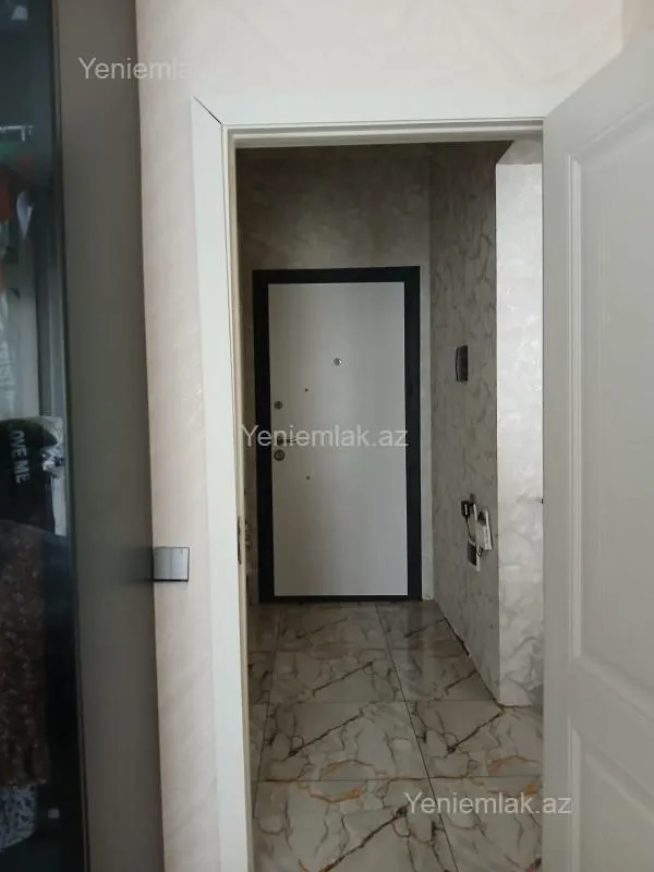 Satılır 2 otaqlı yeni tikili 82 m²