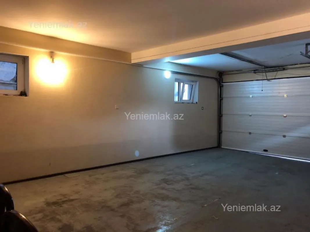 Satılır 6 otaqlı həyət evi 450 m²