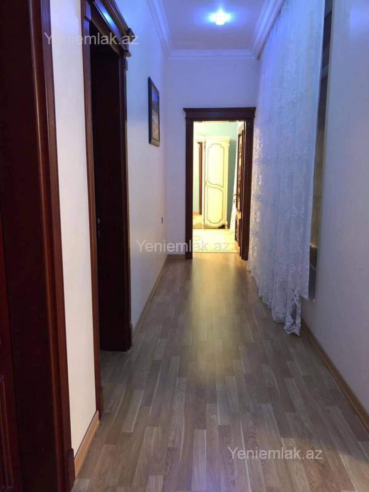 Satılır 6 otaqlı həyət evi 450 m²