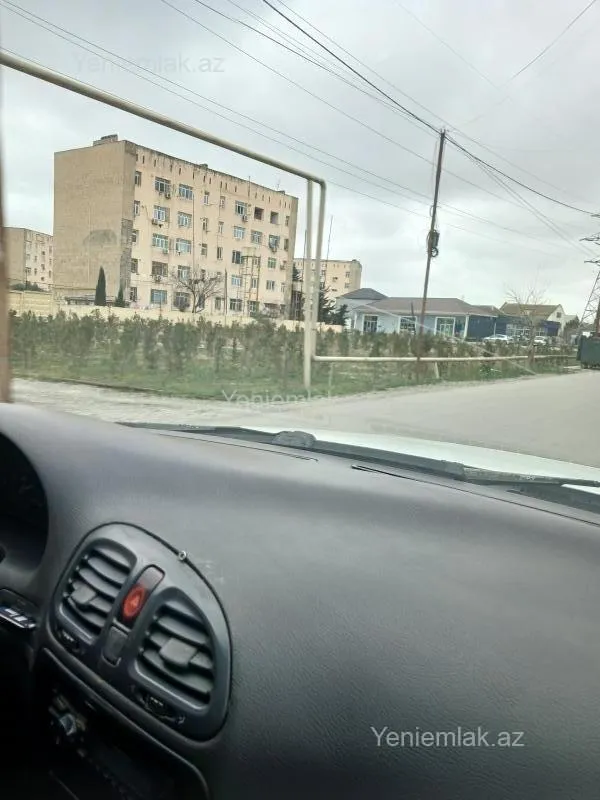 Satılır 1 otaqlı köhnə tikili 40 m²